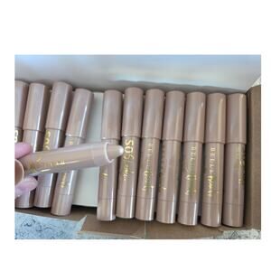 Set of 12 NEW Belle Beauty SOShady Eyeshadow Sticks by Kim Gravel in Golden